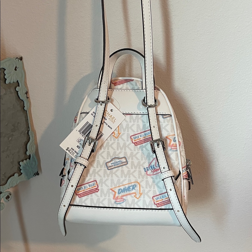 Michael Kors White Crossbody/backpack with Retro Print - Picture 8 of 10